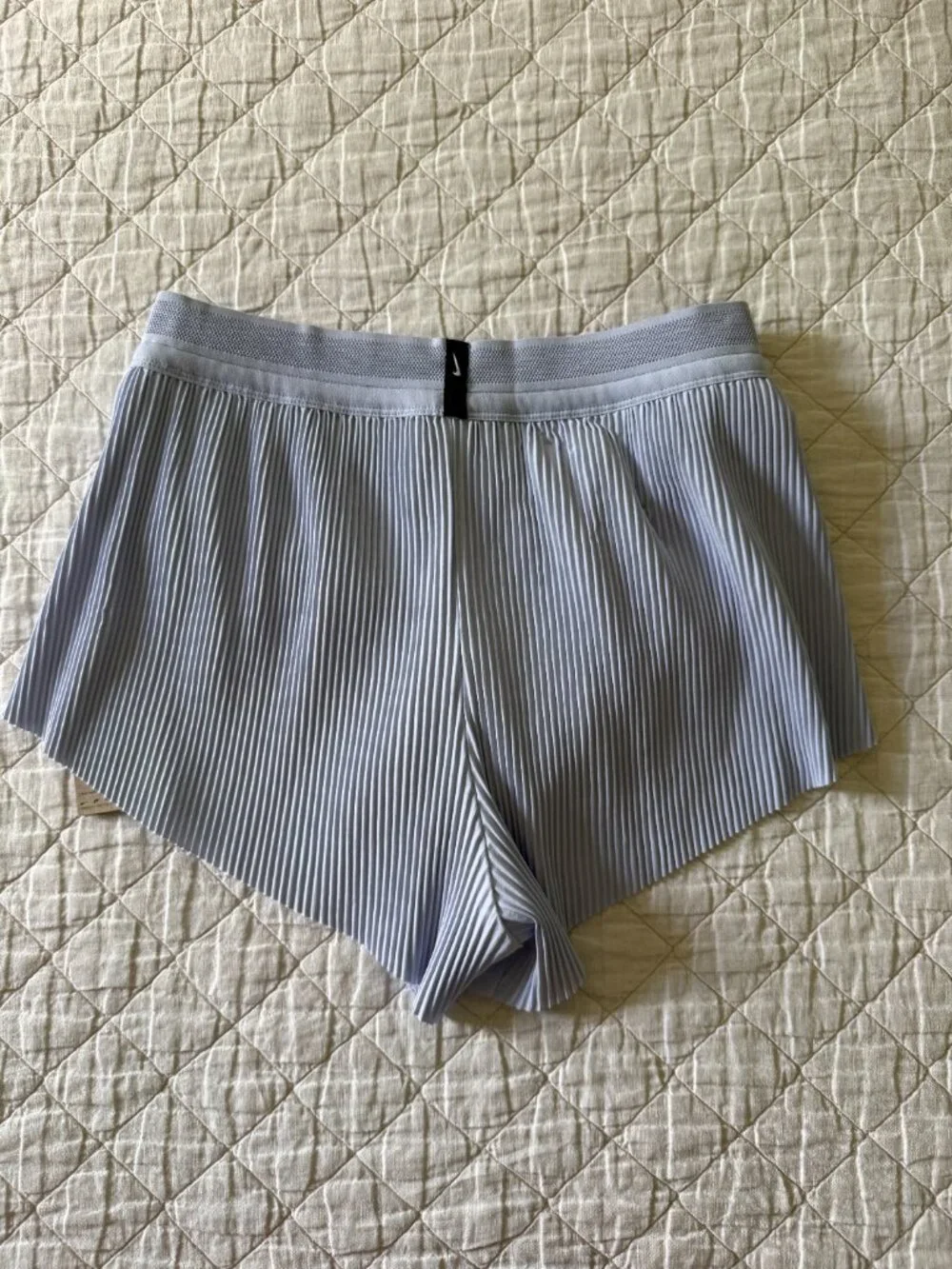 Nike Women's AeroSwift Running Shorts - Ghost / Blue Void, Medium (NWT)